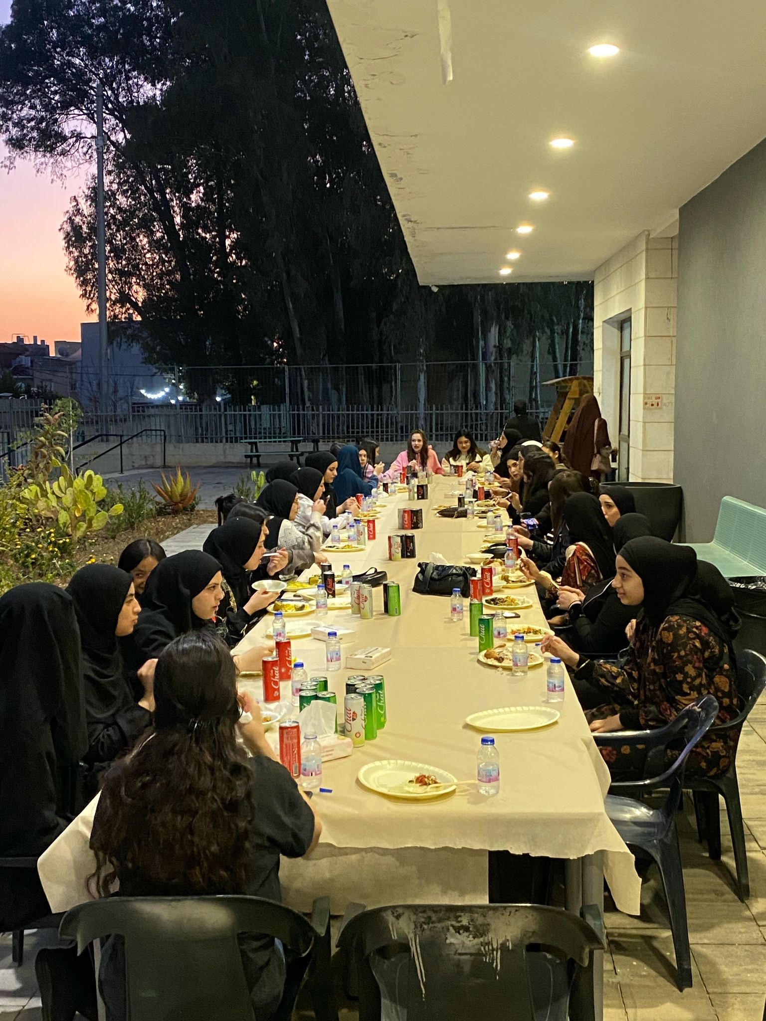 مأدبة إفطار رمضان في نهضة الرازي الشاملة في جلجولية